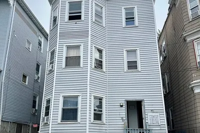 73a Marlborrough Street #3 1