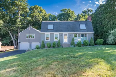 7 Stuart Pl 1