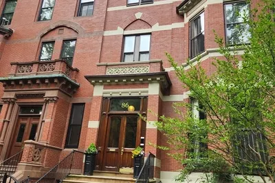 86 Marlborough St #PH
