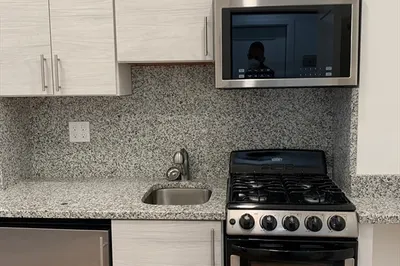 16 Fifth St #5 1