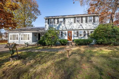 8 Robert Plunkett Cir 1