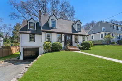 130 Oliver Road 1