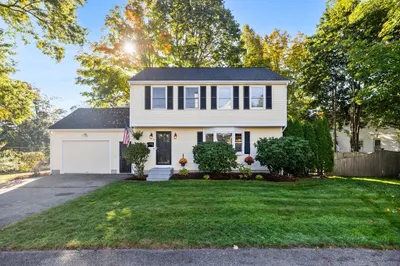 8 Howard Ave
