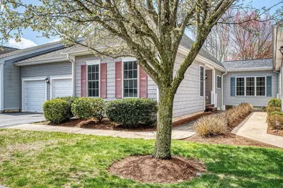 5 Lindsey Ln #5 1