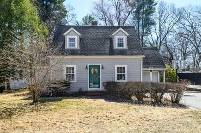 5 Loring Street 1