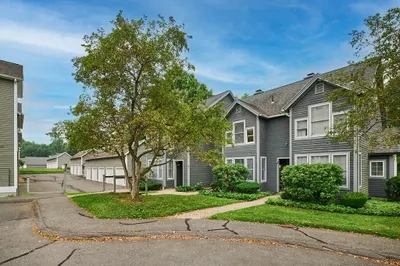 51 Amity Pl #51 1
