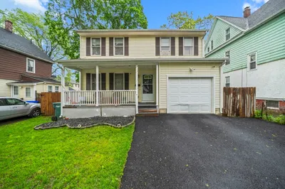 21 Lawndale St
