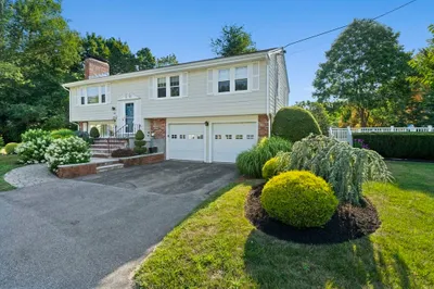 49 Woodman Cir 1