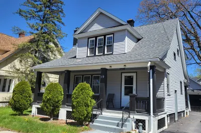 19 Greenbrier St