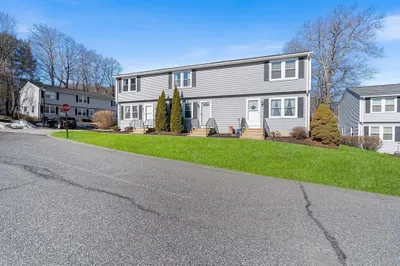 270 Sunderland Rd #53