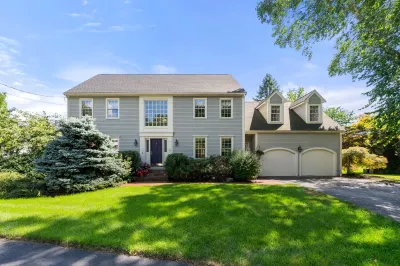 14 Powder House Cir 1