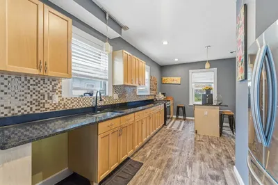 29-31 Essex Ave #2 1