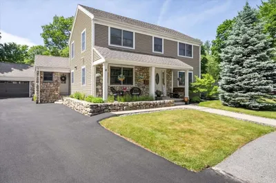 12 Mountain Rd 1