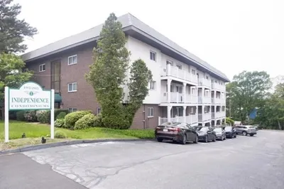 205 Independence Ave #223