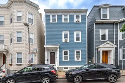 40 Woodward St #2