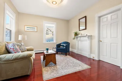 39 Lothrop St #1