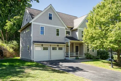 7 Cider Mill Ln