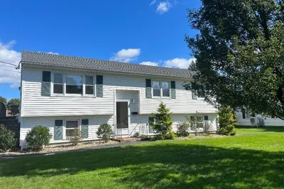43 Deborah Ave. 1