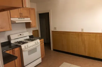 5 Waldo St #1 1