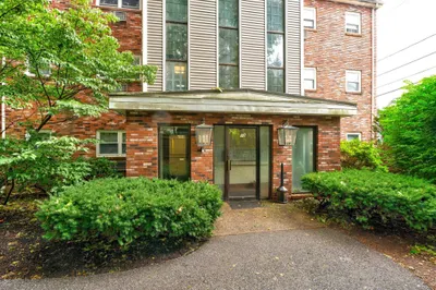 10 Beacon St #103 1