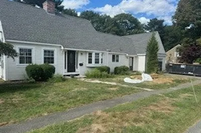 18 Lakeview Drive 1