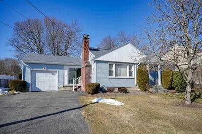 54 Maple Ave 1
