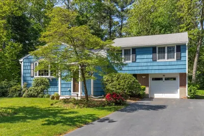 26 Hickory Rd