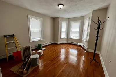 58 Mozart St #2