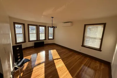 63 Evans St #2