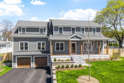8 Brown Ave