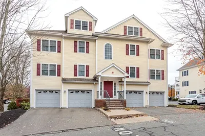 25 Maple Street #25A
