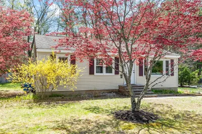 123 Plain Rd
