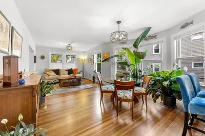 30 Gloucester St #30 1