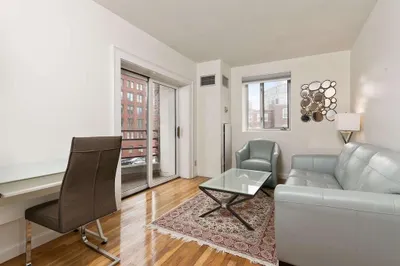 19 Wiget Street #302