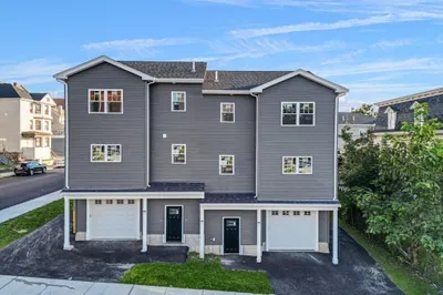 206 Durfee St #1A