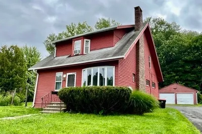 83 Lamb St 1