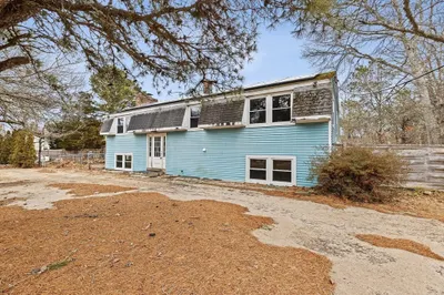 1460 Massasoit Rd