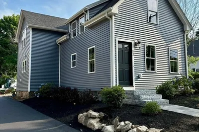 52 Lincoln Street 1