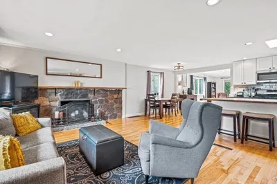 18 Pond Farm Rd