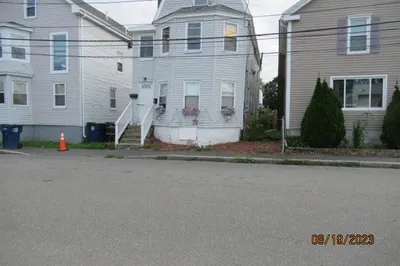 14 Lathrop St 1