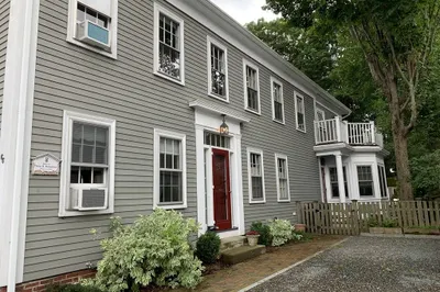 66 Purchase St 1