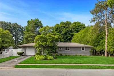 19 Amherst Road 1