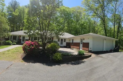 24 Potter Hill Rd