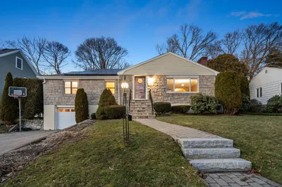 42 Stanley Rd 1