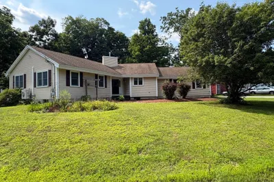 32 Station Ave 1