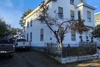 41 Butterfield St 1