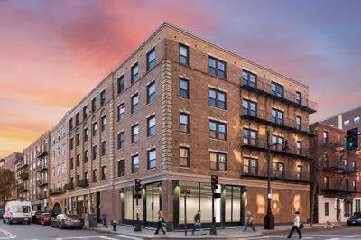 464 Hanover St #00 1