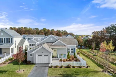 47 Rosewood Circle 1