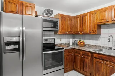 111 Warren Ave #1F