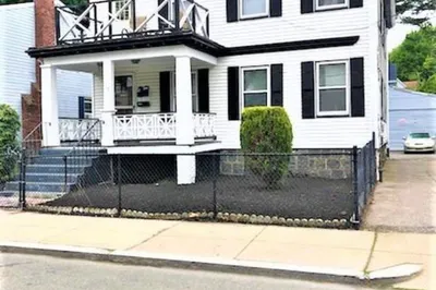 11 Monponset St #1 1
